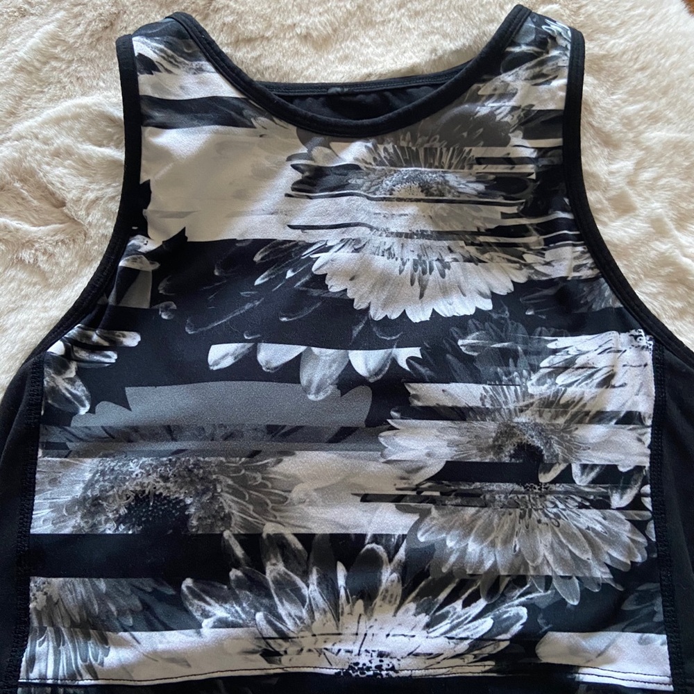 SALE Leggings and bra top size s workout set